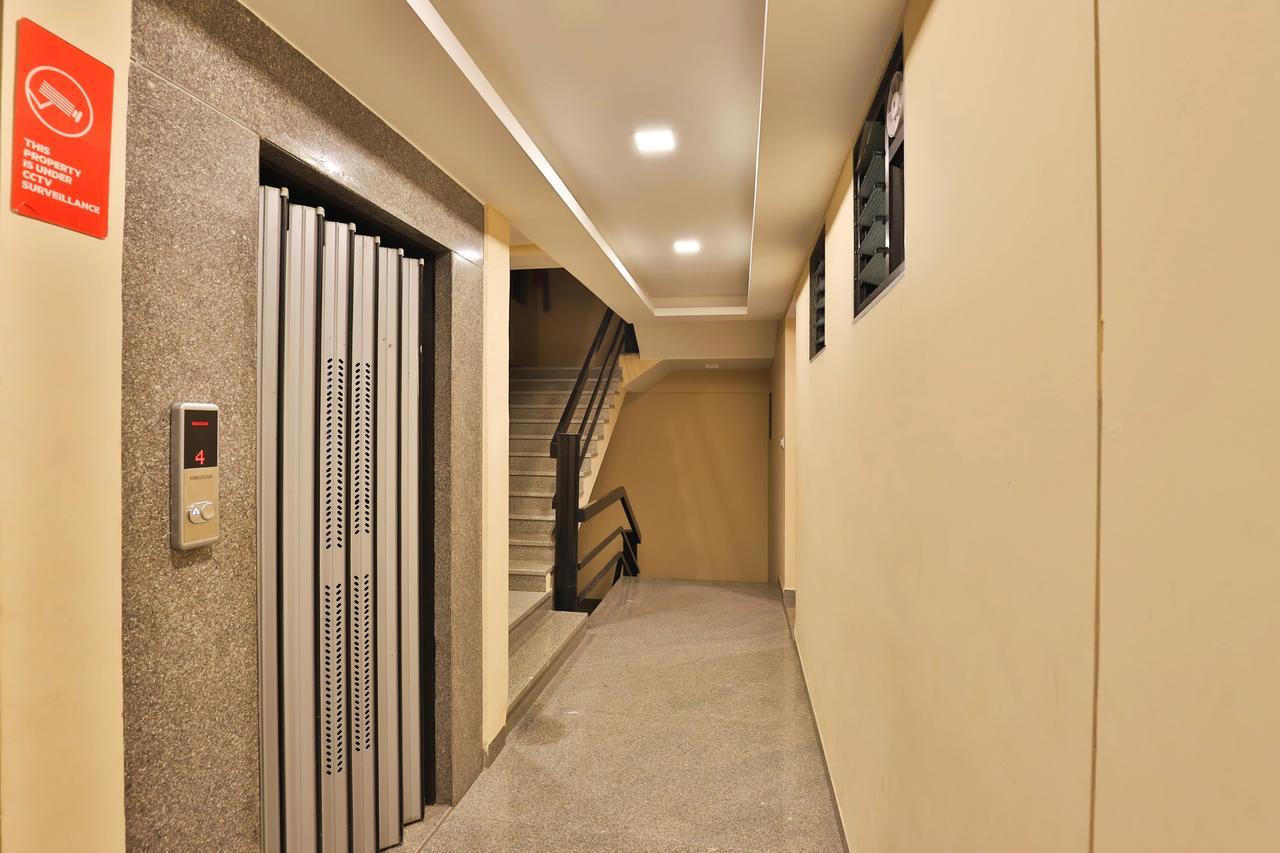 Hotel Royal Rituals Surat Exterior foto