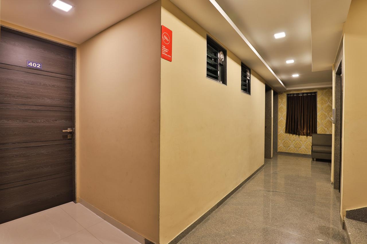 Hotel Royal Rituals Surat Exterior foto
